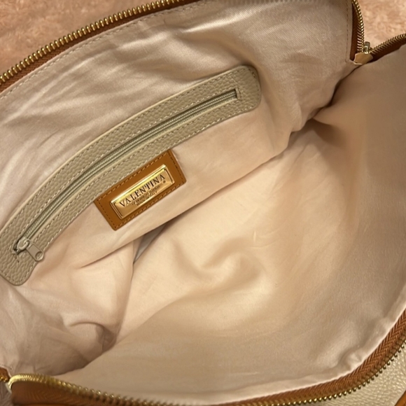 Valentina Leather Shoulder Bag - Picture 8 of 15